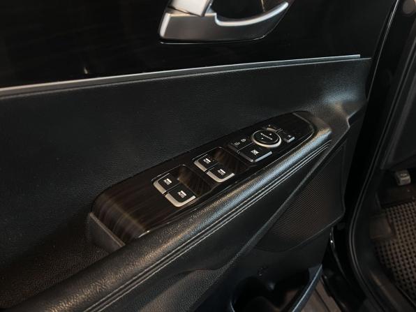 Kia Sorento III Prime Рестайлинг с пробегом 2020 года, цена 2 750 000 рублей, 128420 км, внедорожник, Автокод Объявления