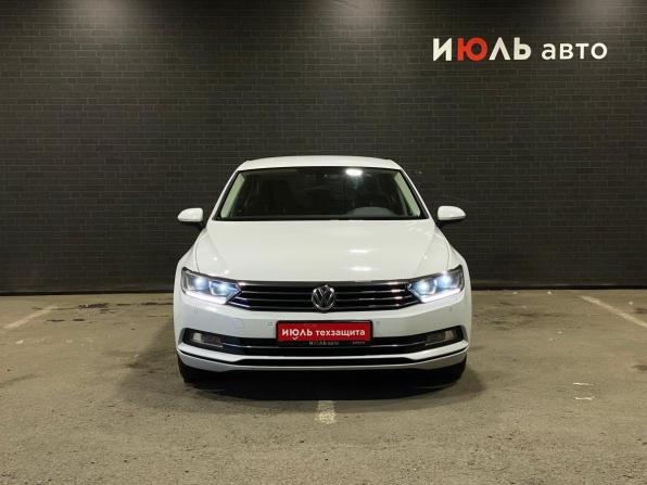 Volkswagen Passat B8 с пробегом 2016 года, цена 1 700 000 рублей, 126488 км, седан, Автокод Объявления