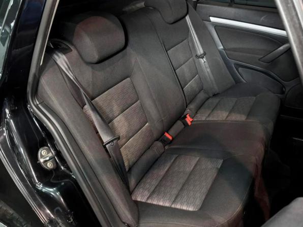 Skoda Octavia II (A5) Рестайлинг с пробегом 2012 года, цена 700 000 рублей, 203850 км, универсал, Автокод Объявления