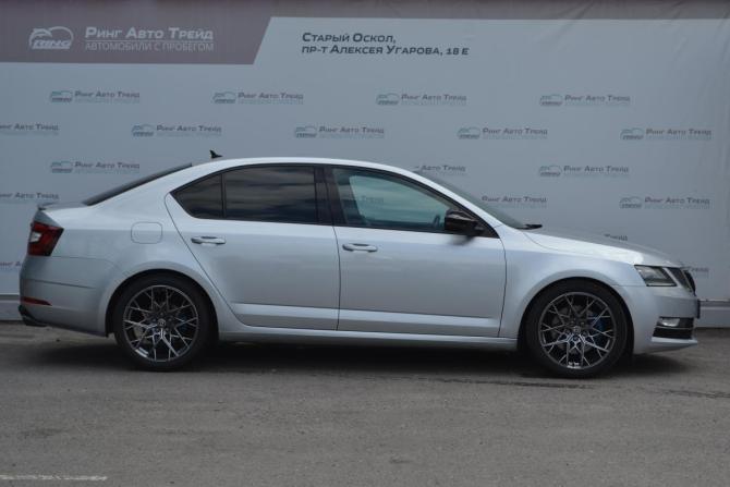 Skoda Octavia III (A7) Рестайлинг с пробегом 2019 года, цена 2 400 000 рублей, 111130 км, лифтбек, Автокод Объявления