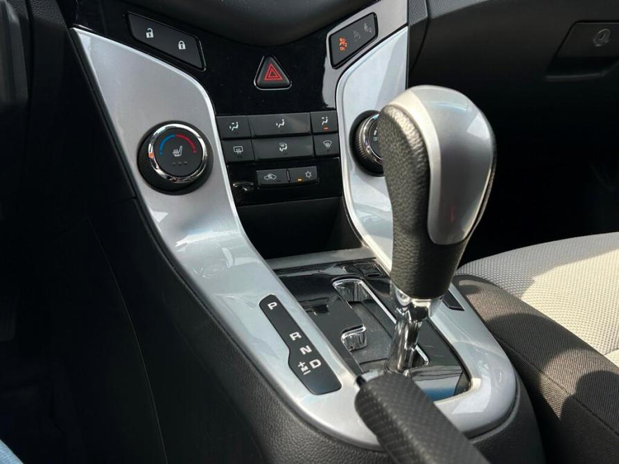 Chevrolet Cruze I Рестайлинг Санкт-Петербург  - изображение 15