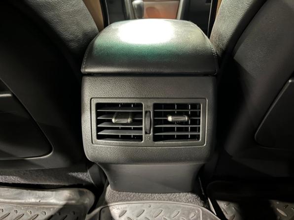 Toyota Camry VI (XV40) Рестайлинг с пробегом 2011 года, цена 1 049 000 рублей, 572896 км, седан, Автокод Объявления