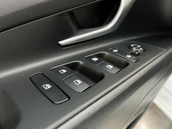 Hyundai Elantra VII (CN7) с пробегом 2022 года, цена 2 070 300 рублей, 42000 км, седан, Автокод Объявления