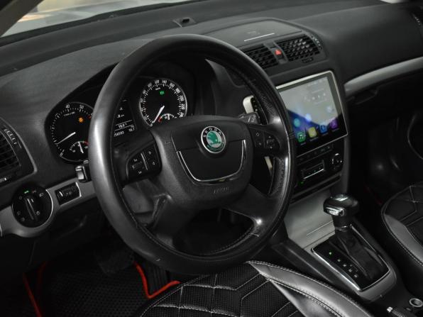 Skoda Octavia II (A5) Рестайлинг с пробегом 2012 года, цена 790 000 рублей, 256476 км, лифтбек, Автокод Объявления