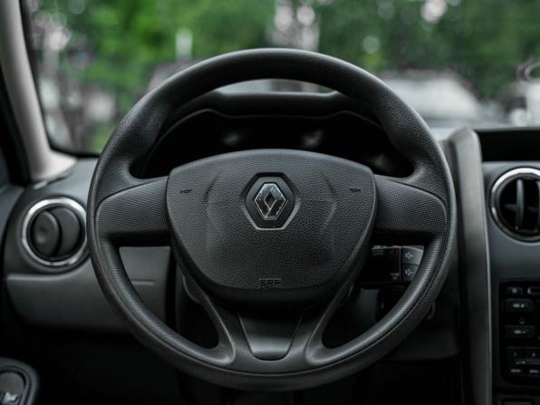 Renault Duster I с пробегом 2015 года, цена 975 000 рублей, 67777 км, внедорожник, Автокод Объявления