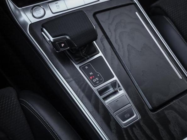Audi A6 V (C8) с пробегом 2019 года, цена 3 325 000 рублей, 147455 км, седан, Автокод Объявления