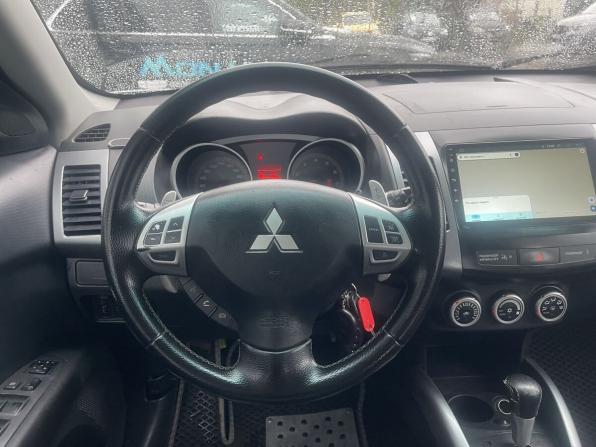 Mitsubishi Outlander II с пробегом 2008 года, цена 920 000 рублей, 240510 км, внедорожник, Автокод Объявления