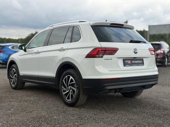 Volkswagen Tiguan II с пробегом 2018 года, цена 2 345 000 рублей, 77776 км, внедорожник, Автокод Объявления