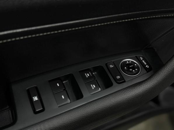 Hyundai Sonata VII (LF) Рестайлинг с пробегом 2018 года, цена 1 820 000 рублей, 103148 км, седан, Автокод Объявления