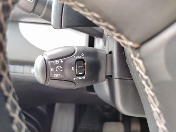 Peugeot Traveller I с пробегом 2018 года, цена 2 599 000 рублей, 178583 км, минивэн, Автокод Объявления