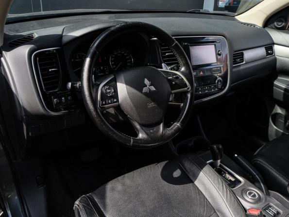 Mitsubishi Outlander III Рестайлинг с пробегом 2014 года, цена 1 330 000 рублей, 179547 км, внедорожник, Автокод Объявления
