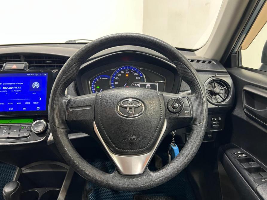Toyota Corolla XI (E160 E170 E180) Рестайлинг 1 Кемерово  - изображение 7