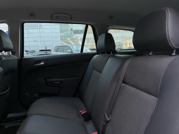 Opel Astra H Рестайлинг с пробегом 2012 года, цена 570 000 рублей, 310000 км, универсал, Автокод Объявления