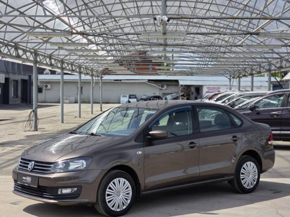 Volkswagen Polo V Рестайлинг с пробегом 2015 года, цена 1 096 400 рублей, 92238 км, седан, Автокод Объявления