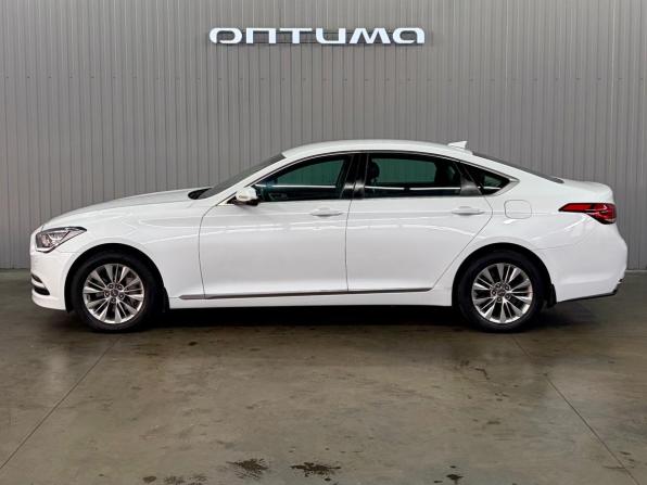 Hyundai Genesis II с пробегом 2014 года, цена 1 747 000 рублей, 200382 км, седан, Автокод Объявления
