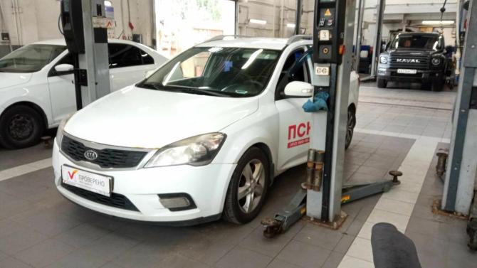 Kia Ceed I Рестайлинг с пробегом 2011 года, цена 505 000 рублей, 327100 км, хэтчбек, Автокод Объявления