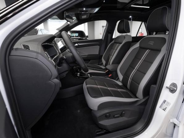 Volkswagen T-Roc I (China Market) Рестайлинг с пробегом 2026 года, цена 3 550 000 рублей, 17 км, внедорожник, Автокод Объявления