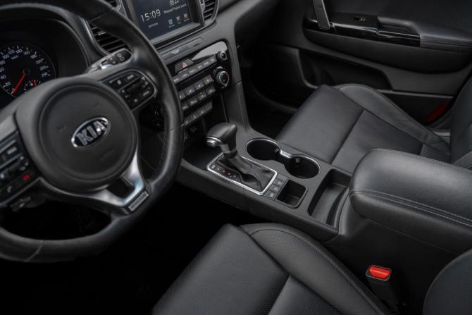 Kia Sportage IV с пробегом 2017 года, цена 1 840 000 рублей, 210187 км, внедорожник, Автокод Объявления