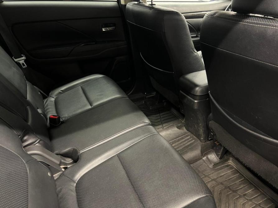 Mitsubishi Outlander III Рестайлинг 2 Санкт-Петербург  - изображение 10
