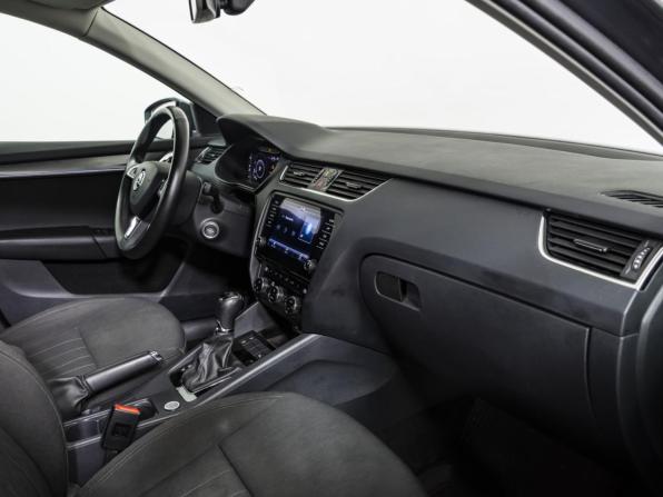 Skoda Octavia III (A7) Рестайлинг с пробегом 2019 года, цена 2 249 000 рублей, 96257 км, лифтбек, Автокод Объявления