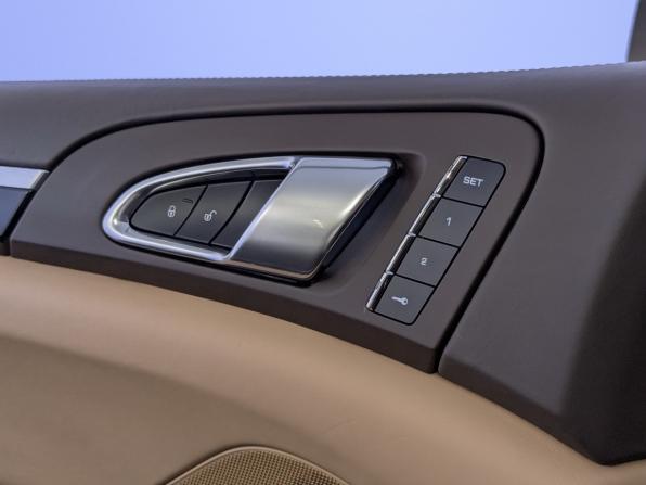 Porsche Cayenne II Рестайлинг (958) с пробегом 2016 года, цена 4 290 000 рублей, 103524 км, внедорожник, Автокод Объявления