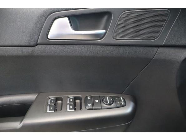 Kia Sportage IV Рестайлинг с пробегом 2019 года, цена 2 027 000 рублей, 153000 км, внедорожник, Автокод Объявления