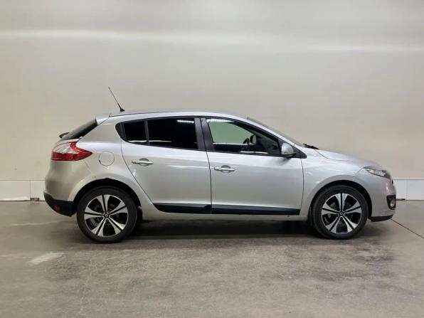 Renault Megane III с пробегом 2012 года, цена 599 000 рублей, 195703 км, хэтчбек, Автокод Объявления