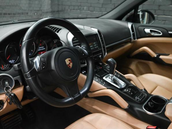 Porsche Cayenne II (958) с пробегом 2014 года, цена 3 430 000 рублей, 59508 км, внедорожник, Автокод Объявления