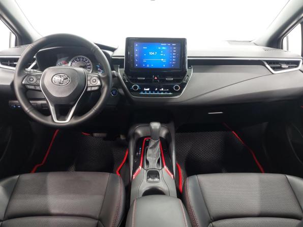 Toyota Levin XII (E210) с пробегом 2021 года, цена 1 850 000 рублей, 31450 км, седан, Автокод Объявления