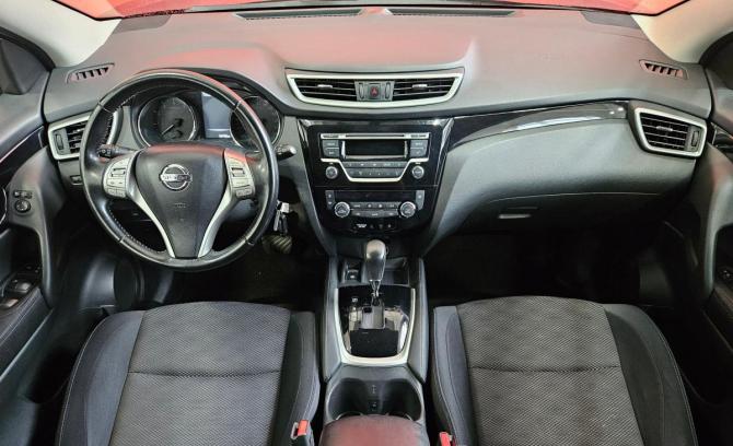 Nissan Qashqai II с пробегом 2017 года, цена 1 619 000 рублей, 94798 км, внедорожник, Автокод Объявления