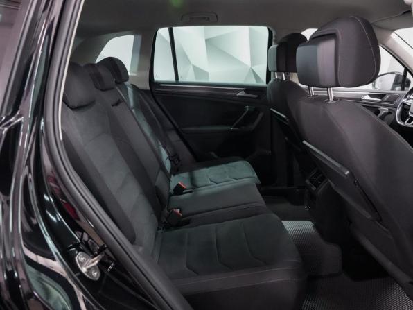 Volkswagen Tiguan II с пробегом 2018 года, цена 2 585 000 рублей, 150000 км, внедорожник, Автокод Объявления