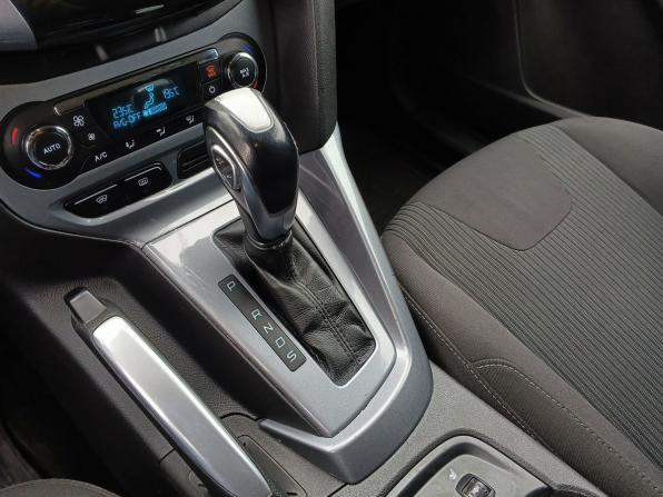Ford Focus III с пробегом 2012 года, цена 749 000 рублей, 327631 км, универсал, Автокод Объявления