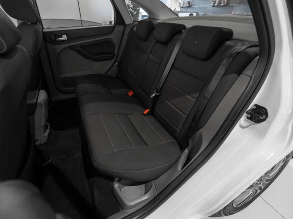 Ford Focus II Рестайлинг с пробегом 2010 года, цена 595 000 рублей, 195784 км, седан, Автокод Объявления