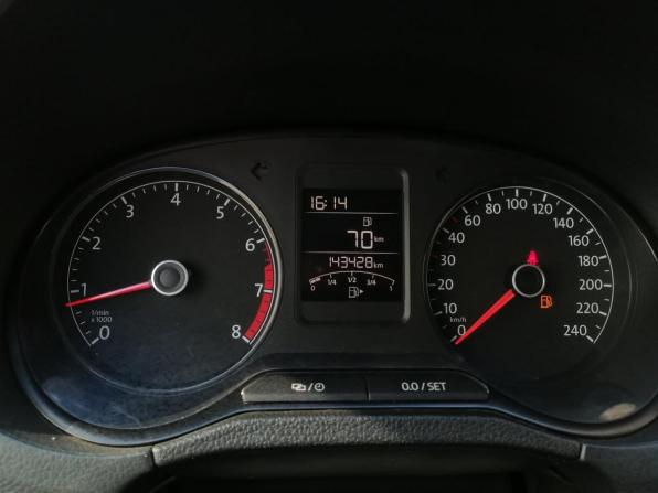 Volkswagen Polo V Рестайлинг с пробегом 2017 года, цена 819 000 рублей, 143427 км, седан, Автокод Объявления