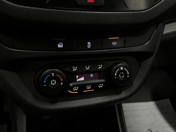 Lada (ВАЗ) Vesta I с пробегом 2021 года, цена 1 240 000 рублей, 50178 км, седан, Автокод Объявления