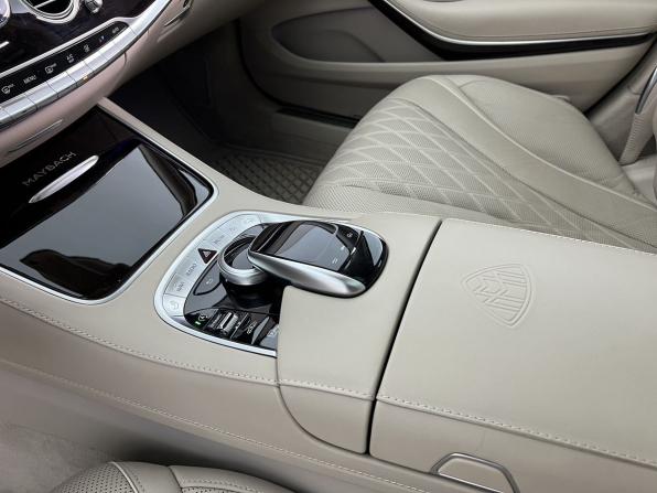 Mercedes-Benz Maybach S-Класс I (X222) Рестайлинг с пробегом 2017 года, цена 5 350 000 рублей, 135685 км, седан, Автокод Объявления