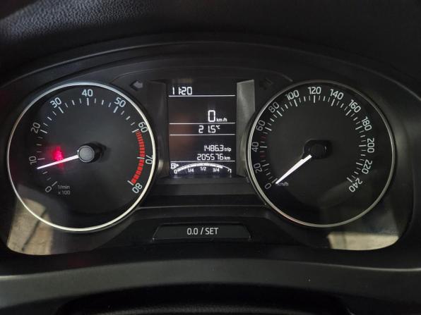 Skoda Rapid I с пробегом 2016 года, цена 822 000 рублей, 205575 км, лифтбек, Автокод Объявления