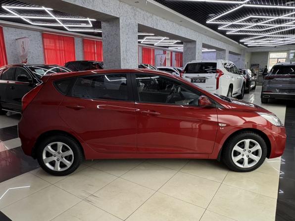 Hyundai Solaris I с пробегом 2013 года, цена 965 000 рублей, 145001 км, хэтчбек, Автокод Объявления