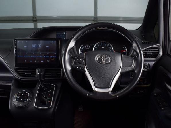 Toyota Noah III (R80) с пробегом 2016 года, цена 1 715 999 рублей, 143666 км, минивэн, Автокод Объявления