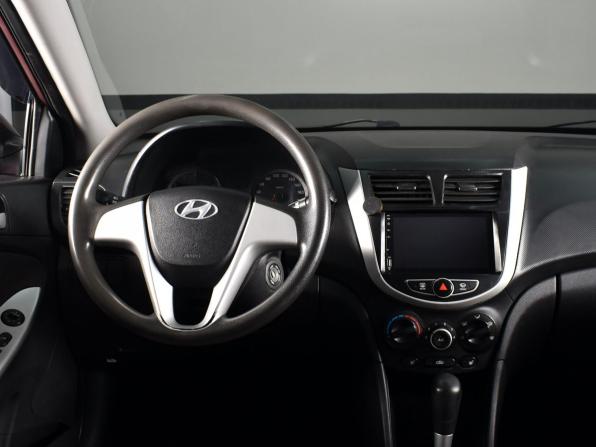 Hyundai Solaris I с пробегом 2011 года, цена 634 995 рублей, 146857 км, седан, Автокод Объявления