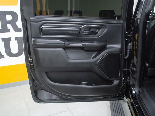 Ram 1500 V с пробегом 2023 года, цена 10 499 000 рублей, 15062 км, offers.body_type.unknown, Автокод Объявления