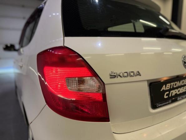 Skoda Fabia II Рестайлинг с пробегом 2013 года, цена 249 000 рублей, 573169 км, хэтчбек, Автокод Объявления