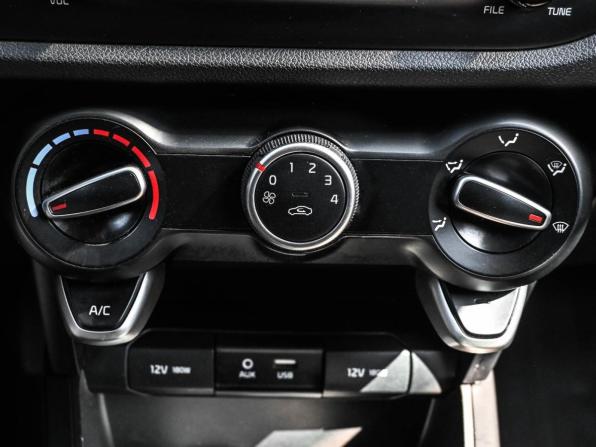 Kia Rio IV с пробегом 2019 года, цена 1 574 000 рублей, 116159 км, хэтчбек, Автокод Объявления