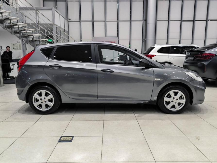 Hyundai Solaris I Казань  - изображение 5