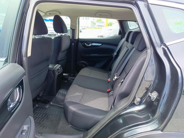 Nissan Qashqai II с пробегом 2016 года, цена 1 729 995 рублей, 130842 км, внедорожник, Автокод Объявления