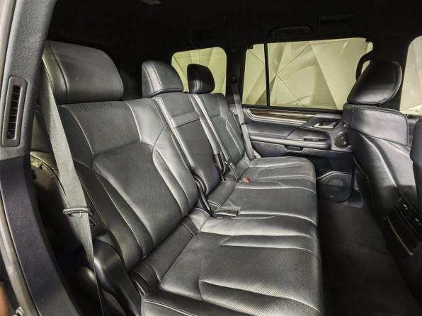 Lexus LX III Рестайлинг 2 с пробегом 2021 года, цена 8 990 000 рублей, 130026 км, внедорожник, Автокод Объявления
