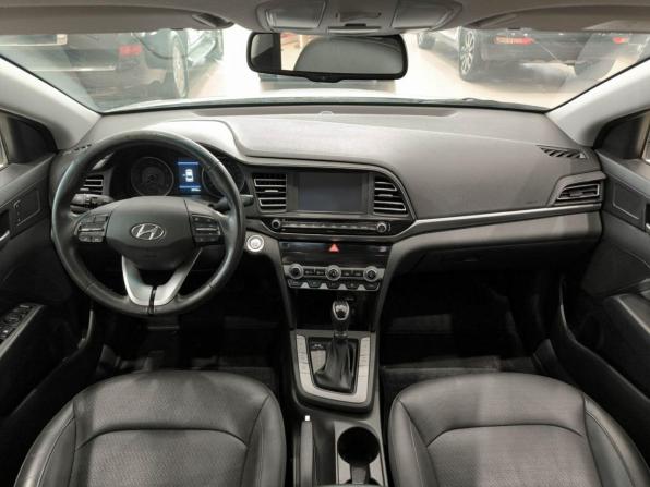 Hyundai Elantra VI (AD) Рестайлинг с пробегом 2019 года, цена 1 950 000 рублей, 48718 км, седан, Автокод Объявления