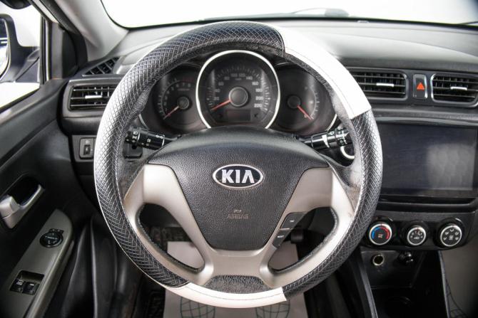 Kia Rio III Рестайлинг с пробегом 2015 года, цена 699 000 рублей, 182000 км, седан, Автокод Объявления