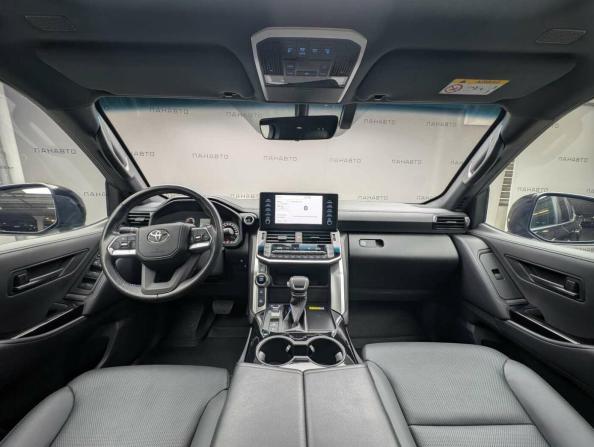Toyota Land Cruiser 300 Series с пробегом 2022 года, цена 9 247 000 рублей, 50269 км, внедорожник, Автокод Объявления