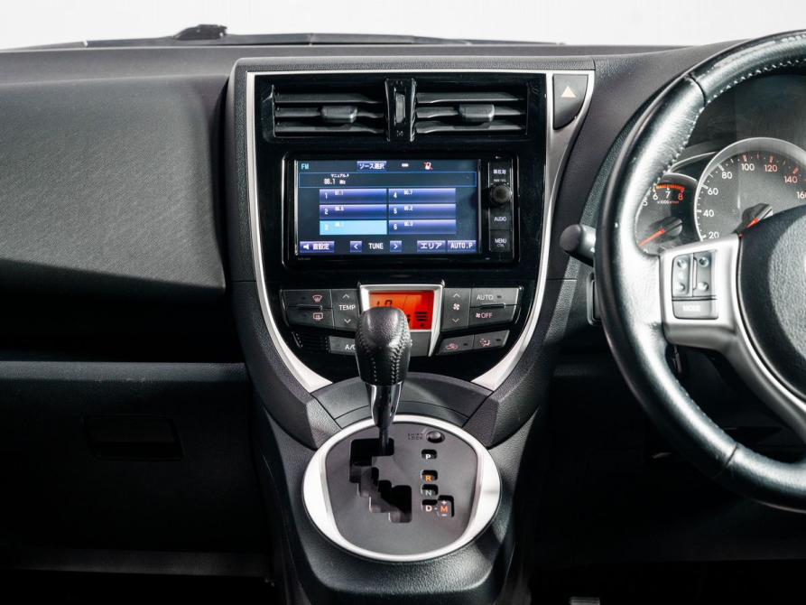 Toyota Ractis II Чита  - изображение 12